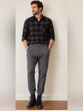 Roots Men's Gray Joggers